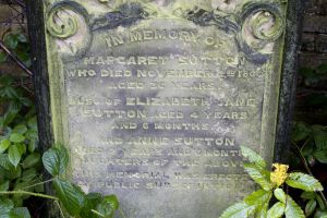 margaret sutton scholemoor cemetery sec 4 consecrated 6 sm.jpg